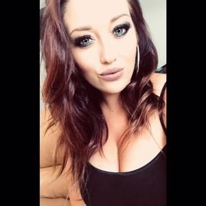 Meet your Posher, Janelle